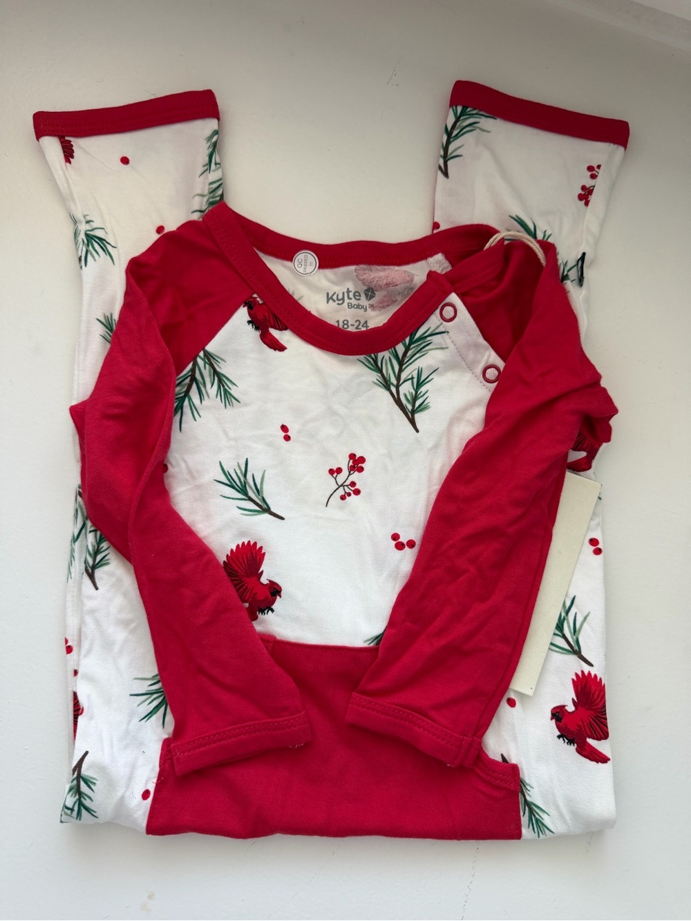 NWT Kyte Baby Winterberry Cardinal 18-24 Months